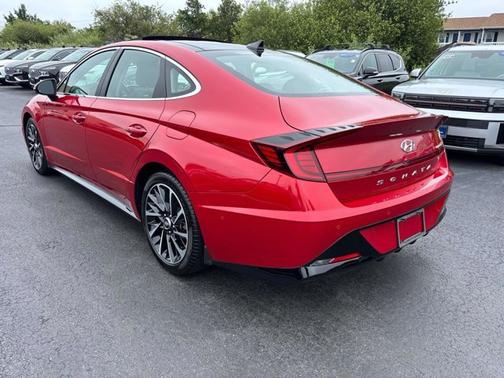 2021 Hyundai SONATA Limited