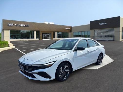 2025 Hyundai ELANTRA HEV SEL Sport