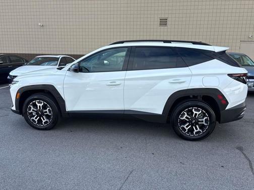 White 2025 Hyundai TUCSON XRT