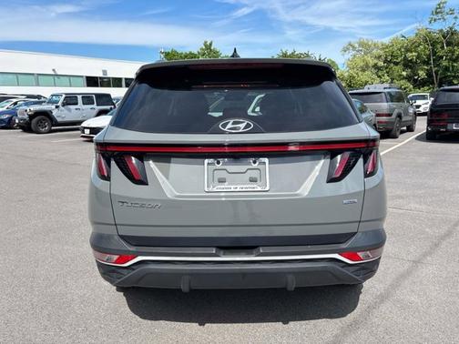 Gray 2024 Hyundai TUCSON SEL