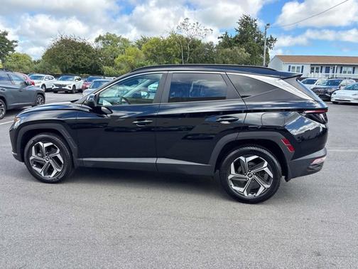 2023 Hyundai TUCSON SEL