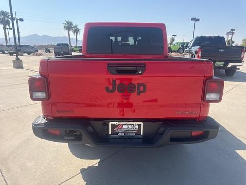2025 Jeep Gladiator Sport