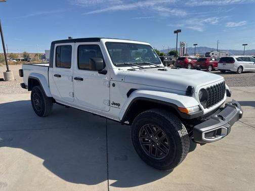 2024 Jeep Gladiator Sport