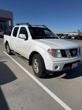 2005 Nissan Frontier LE Crew Cab