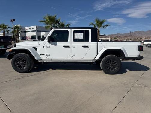 2024 Jeep Gladiator Sport S