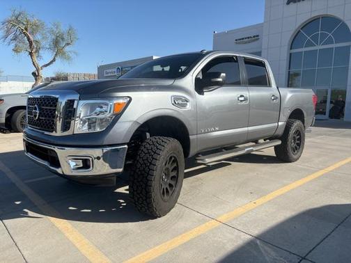 2017 Nissan Titan SV