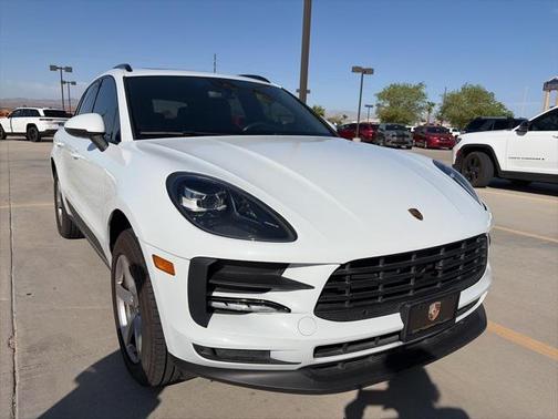 2021 Porsche Macan Base