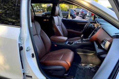 2025 Subaru Outback Touring XT