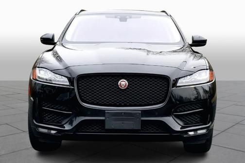 2017 Jaguar F-PACE 35t R-Sport