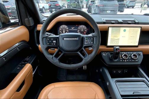 2023 Land Rover Defender 110 V8