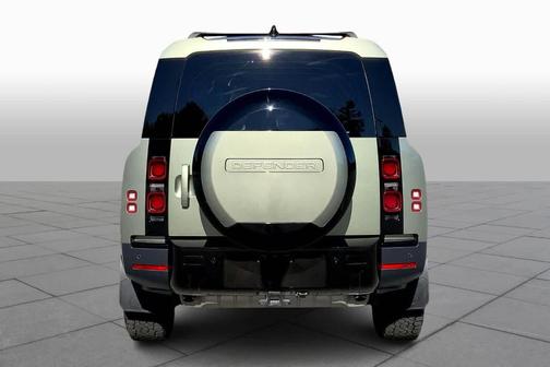 2024 Land Rover Defender P400 S