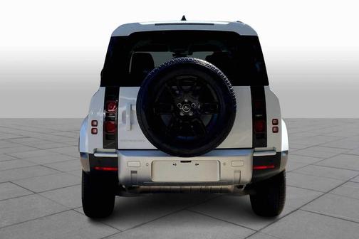 2024 Land Rover Defender P300