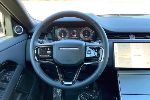 2025 Land Rover Range Rover Evoque Core S