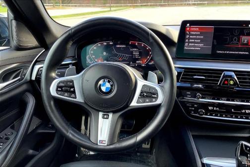 2022 BMW M550 i xDrive