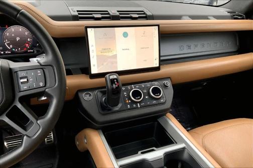 2025 Land Rover Defender P500 V8