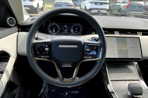 2025 Land Rover Range Rover Evoque Core S
