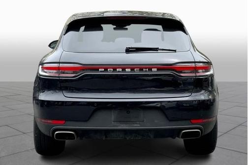 Photo 4 of 30 of 2021 Porsche Macan Base (PDK)