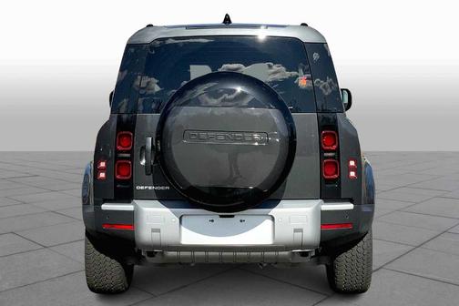 2025 Land Rover Defender P300 S