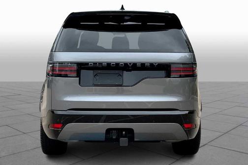2024 Land Rover Discovery P300 Dynamic SE