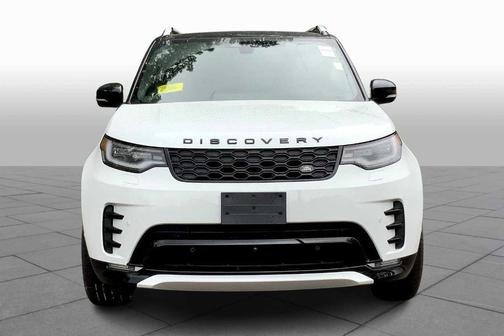 2025 Land Rover Discovery P300 Dynamic SE