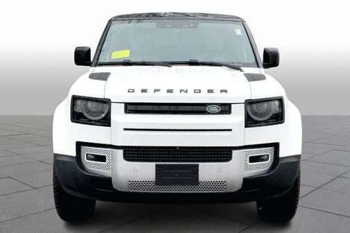 2024 Land Rover Defender P500 SE