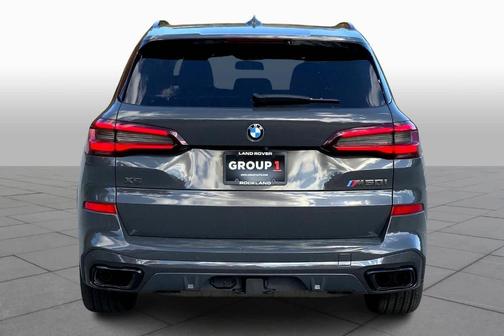 2022 BMW X5 M50i
