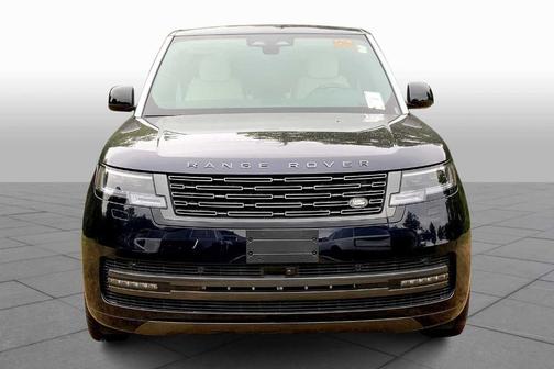 2025 Land Rover Range Rover P550e SE