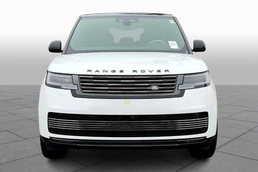 2025 Land Rover Range Rover P615 SV
