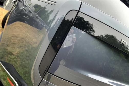 2025 Land Rover Range Rover P550e SE