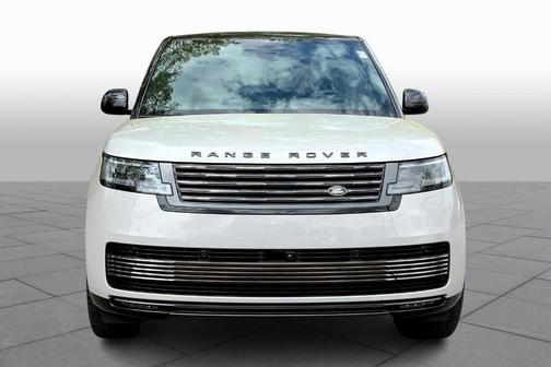 2024 Land Rover Range Rover P615 SV