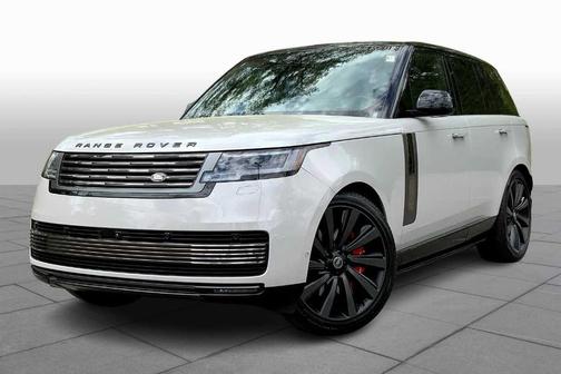 2024 Land Rover Range Rover P615 SV