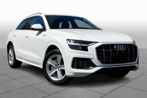 2019 Audi Q8 Premium