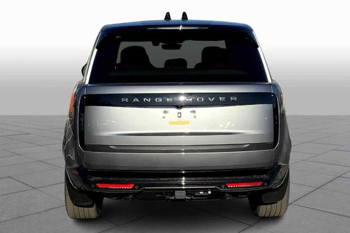 2025 Land Rover Range Rover P530 SE