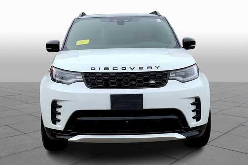 2024 Land Rover Discovery P300 Dynamic SE