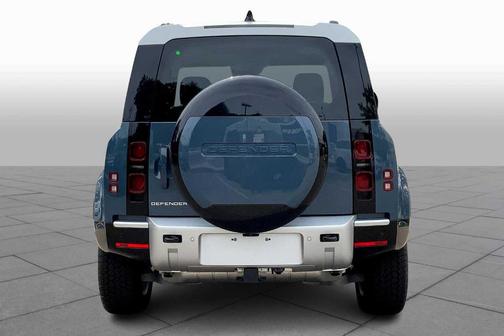 2025 Land Rover Defender P300 S
