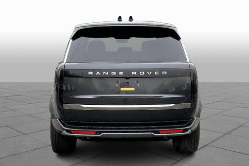 2025 Land Rover Range Rover P400 SE