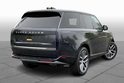 2025 Land Rover Range Rover P400 SE