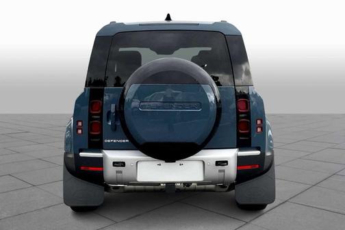 2025 Land Rover Defender P400 S