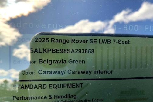 2025 Land Rover Range Rover P530 SE 7 Seat