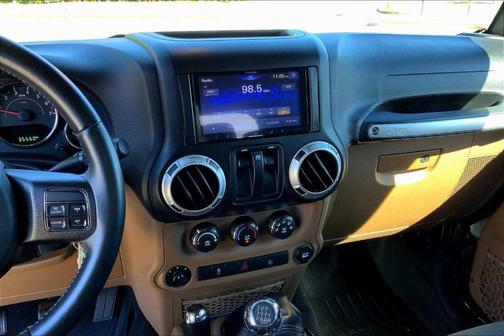 2017 Jeep Wrangler Sahara