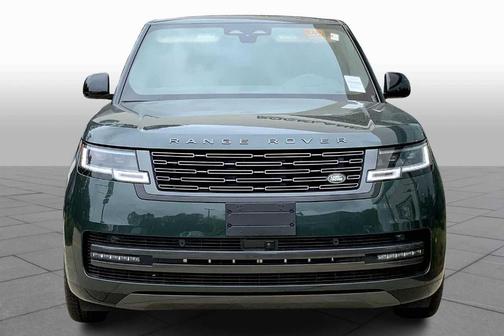 2025 Land Rover Range Rover P550e SE