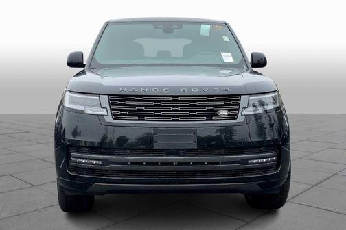 2025 Land Rover Range Rover P550e SE