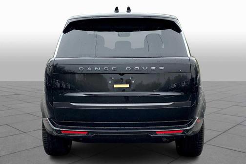 2025 Land Rover Range Rover P550e SE