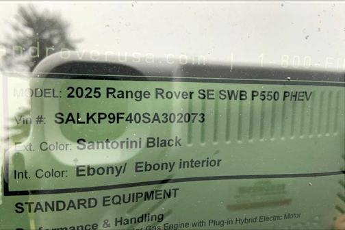 2025 Land Rover Range Rover P550e SE