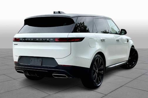 2025 Land Rover Range Rover Sport P360 SE