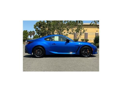 2024 Subaru BRZ tS