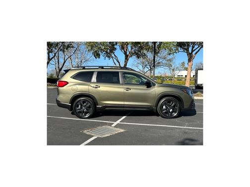 2025 Subaru Ascent Onyx Edition Touring