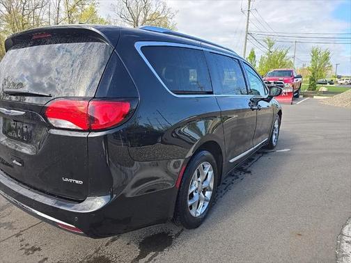 2019 Chrysler Pacifica Limited