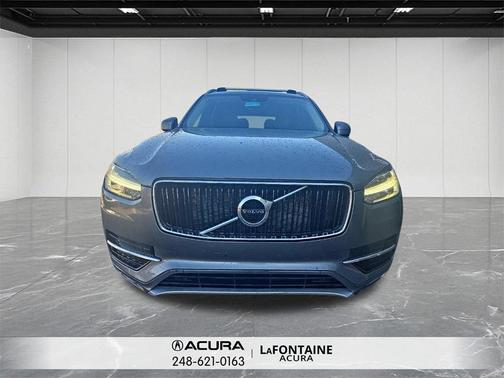 2018 Volvo XC90 T5 Momentum