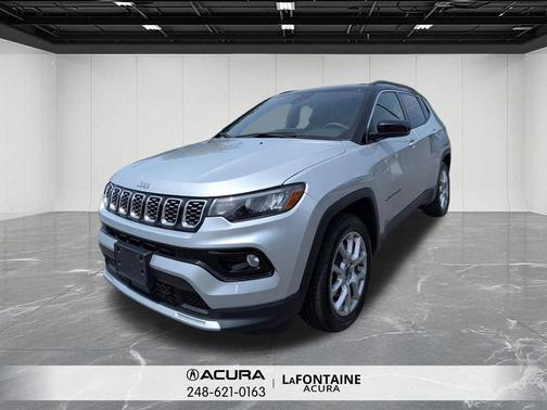 Silver Zynith Metallic Clearcoat 2025 Jeep Compass Limited